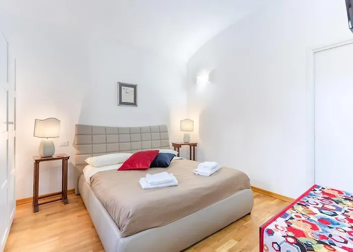 A 2 Passi Dal Centro - Elegante Casa X4 Con Wi-fi